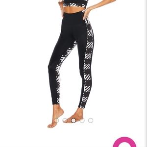 Beach Riot leggings - Houndstooth leggings - Sz XL - NWT